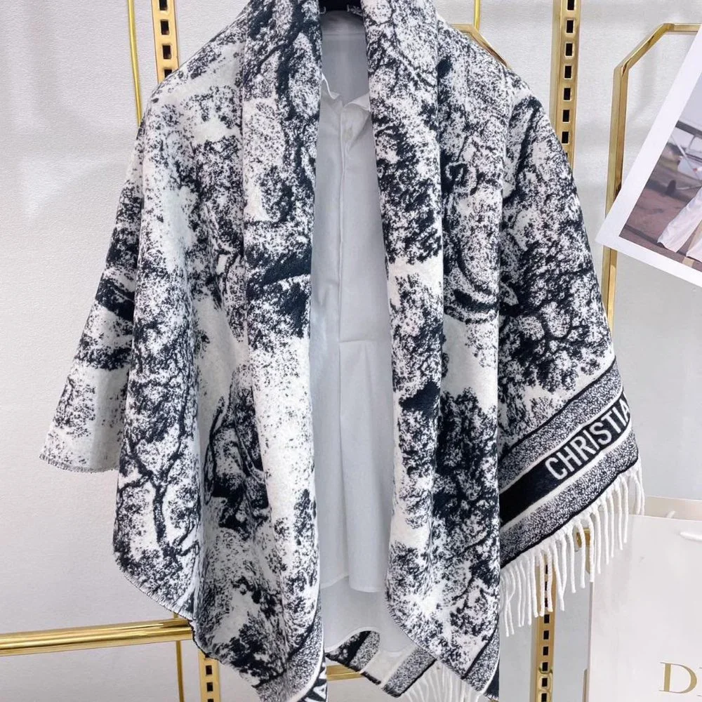 💎✨AUTHENTIC✨💎Dior scarf